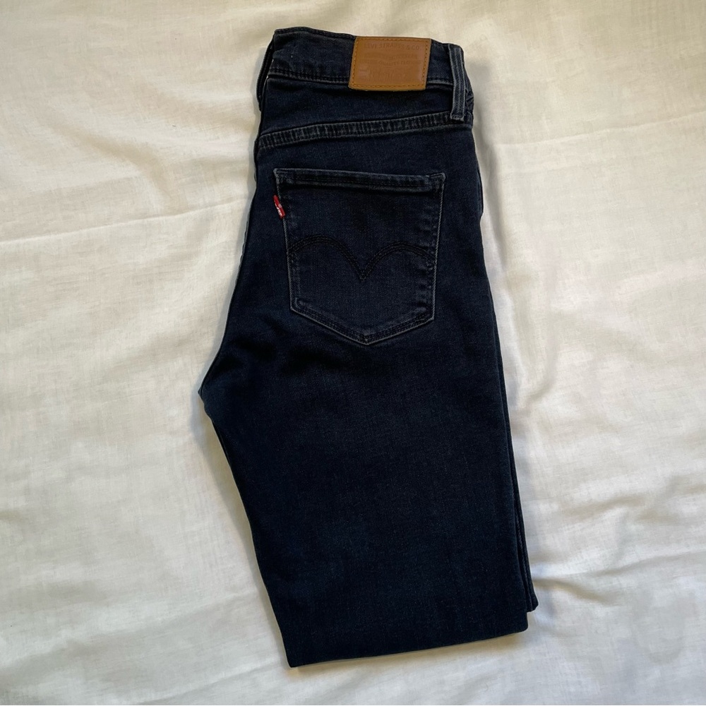 Levi’s Premium 311 Shaping Skinny W26